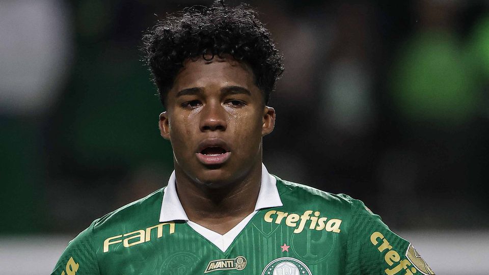 Fotos e vídeo: o emocionante «até logo» a Endrick