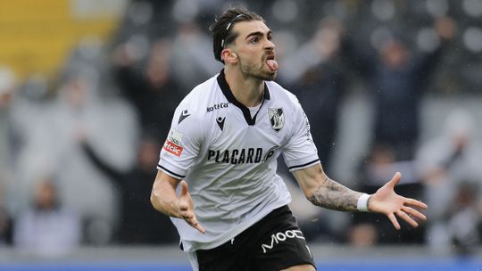 V. Guimarães: West Ham aponta a Jota Silva