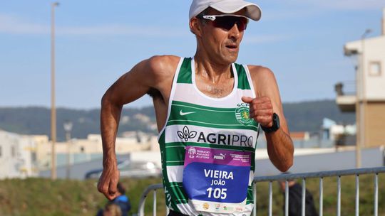 Novo recorde nacional insuficiente para qualificar estafetas para Paris-2024