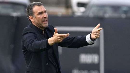 Sérgio Vieira: «Confusão? O Tozé tem de falar com os jogadores dele, não com os meus»