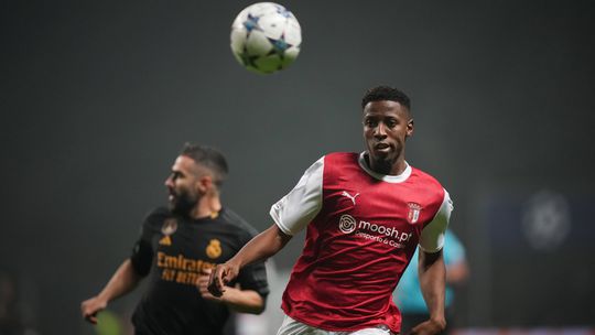 SC Braga: West Ham por Banza e Sylla (Arouca) no radar