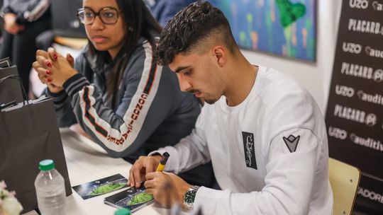 V. Guimarães: Zé Carlos e Manu Silva para rentabilizar na nova época